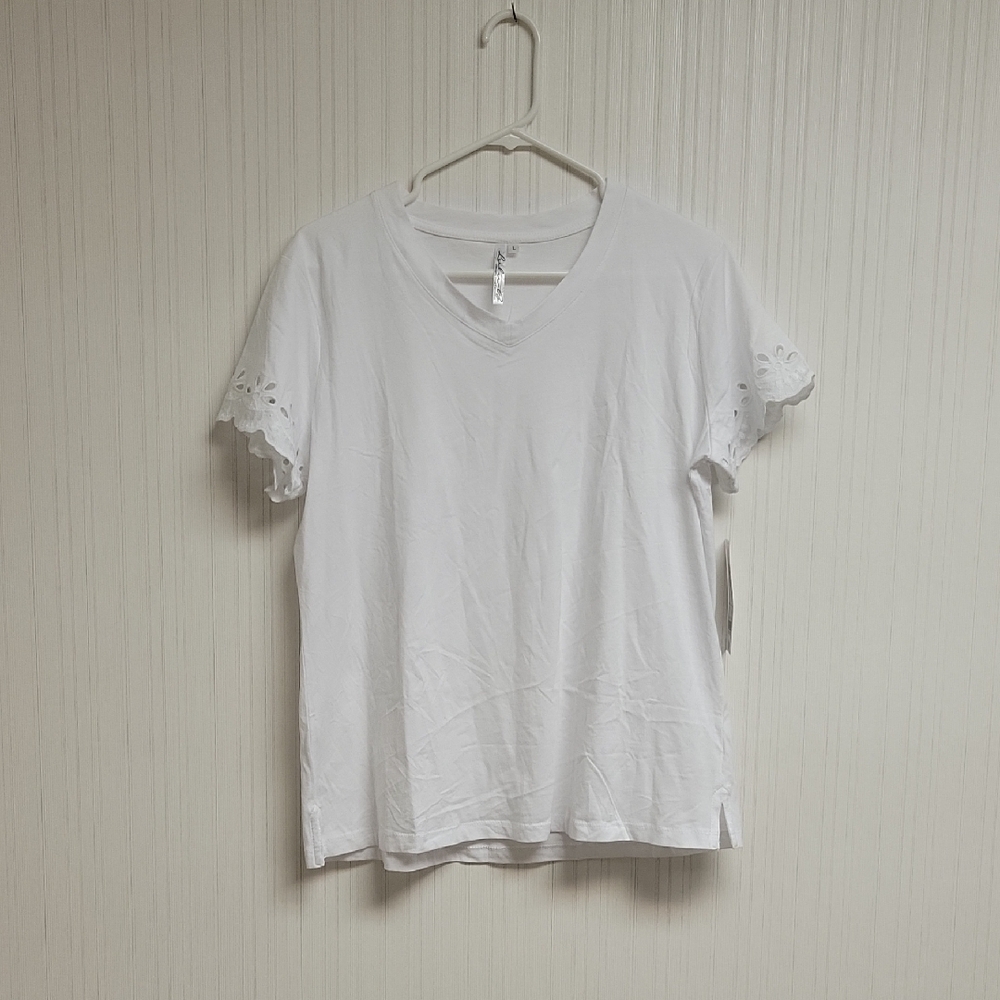 Lulu-b White Eyelet Cap Sleeve Top Large. New coastal grandma cottagecore